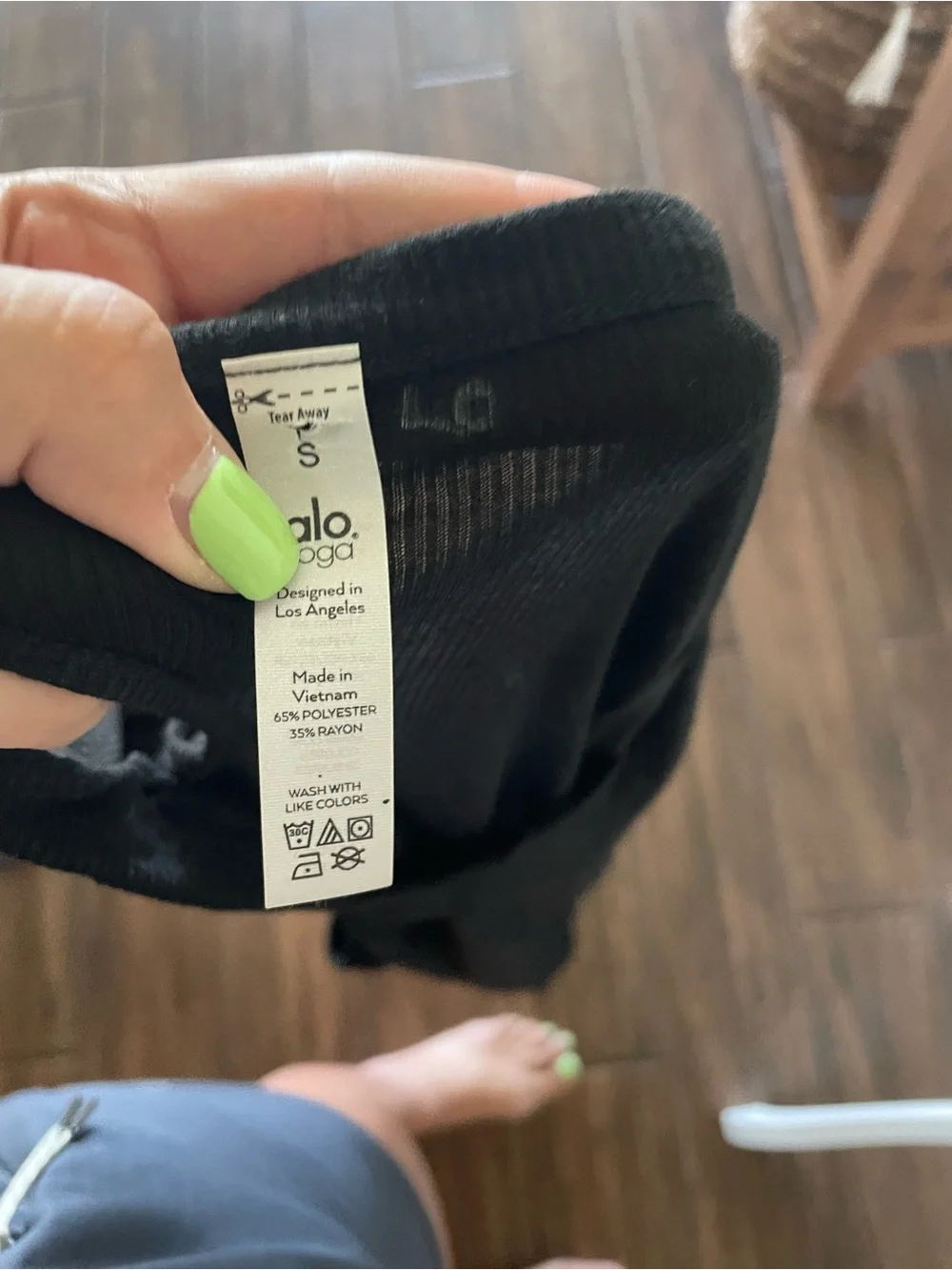 NWT ALO Yoga Ribbed Peak Tank in Black Size Small